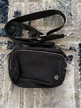 lululemon athletica Black Nylon Crossbody Belt Bag with Silver Hardware